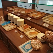 フォルクス戸塚西店
