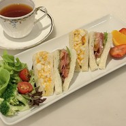 LOBBY　CAFE　FASCINO