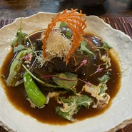 スペシャリテ　〜牛肉頬の赤ワイン煮込〜