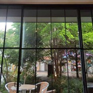 RESTAURANT & BAR Enza