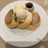 幸せのパンケーキ　福岡天神店