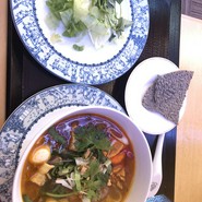 ホイアン