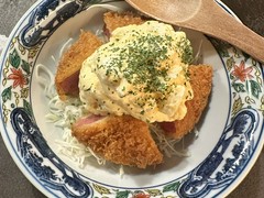 ハムカツ　卵サラダ