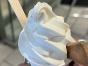 杏仁ソフトクリーム450円！