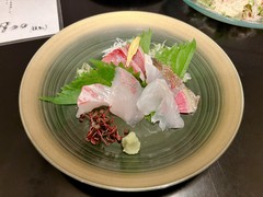 刺身盛り合わせ