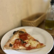 ピッツァ　リーヴァ