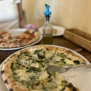 ピッツァ　リーヴァ