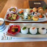 いろいろ食べれて美味しく楽しい