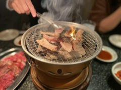 和牛炭火焼肉　横浜苑