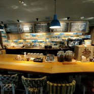 コナズ珈琲 カラフルタウン岐阜店