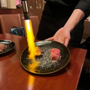 焼かない焼肉　えくぼ