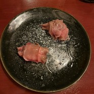 焼かない焼肉　えくぼ