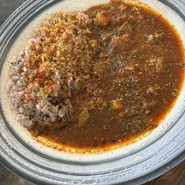  Madre ハーブとスパイス料理のワイン食堂