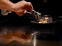 仙台牛　鉄板焼　太朗坊