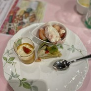 キャナリィ・ロウ四日市店