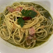 キャナリィ・ロウ四日市店