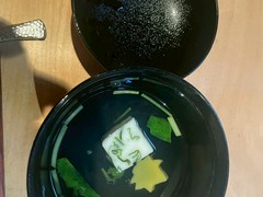椀:鶏蓮根団子の椀仕立て?