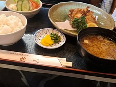 鶴ベ　別館