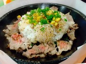 フードコートにて、牛丼もいいけどビーフペッパーランチもいいよ！