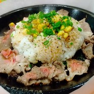 フードコートにて、牛丼もいいけどビーフペッパーランチもいいよ！