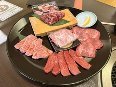 焼肉専科　牛力