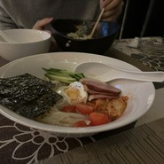 冷麺・モチモチさっぱりしてて美味しい！　他のお料理もとっても美味でした！