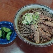 冷たい肉そば