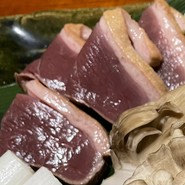 厚切り鴨肉