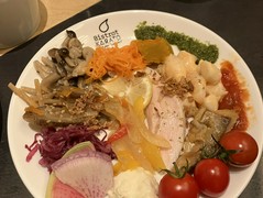 ビストロ カラト