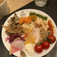 ビストロ カラト