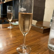 炭火やき＆ワインIZAKAYA　シャルボン