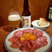 シャルキュトリー＆クラフトビール