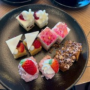 フォレストキッチン　ウィズ　アウトドア　リビング