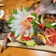 お造り盛り合わせ(事前予約)