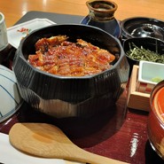 ひつまぶし名古屋備長 金シャチ横丁店