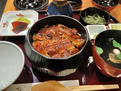 ひつまぶし名古屋備長 金シャチ横丁店