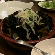 カフェ　レンベーク　（直輸入ベルギービール専門店）