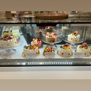 深夜迄空いて居るケーキやさん！