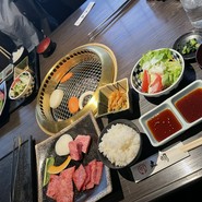 飛騨牛　焼肉・すきやき・しゃぶしゃぶ　丸明