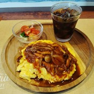オムライスセット(デザートorコーヒー)