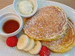 サラベス　東京