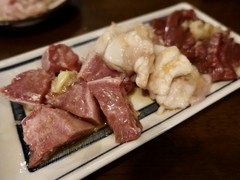 亀戸ホルモン 目黒権之助坂店