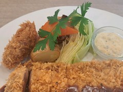洋食コノヨシ南区石山店