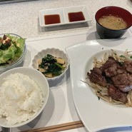 ステーキハウス　听　北新地