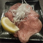黒毛和牛焼肉と本格もつ鍋 山樹 小牧原店