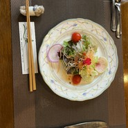 ハーブ　レストラン　遊牧民