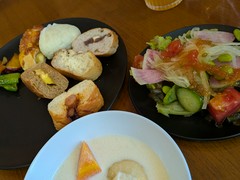 BREAD＆DISHES　MUGINOKI