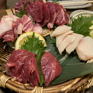 ご馳走手羽先　いってき