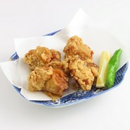 鶏もも肉の唐揚げ