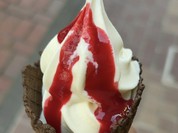 北海道チーズソフトクリーム650円！